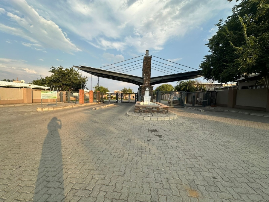 3 Bedroom Property for Sale in Waterval East North West